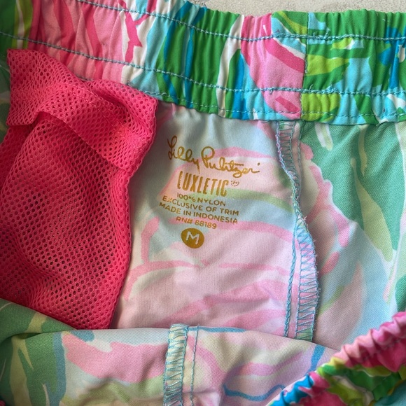 Lilly Pulitzer luxletic workout shorts. - Picture 3 of 4